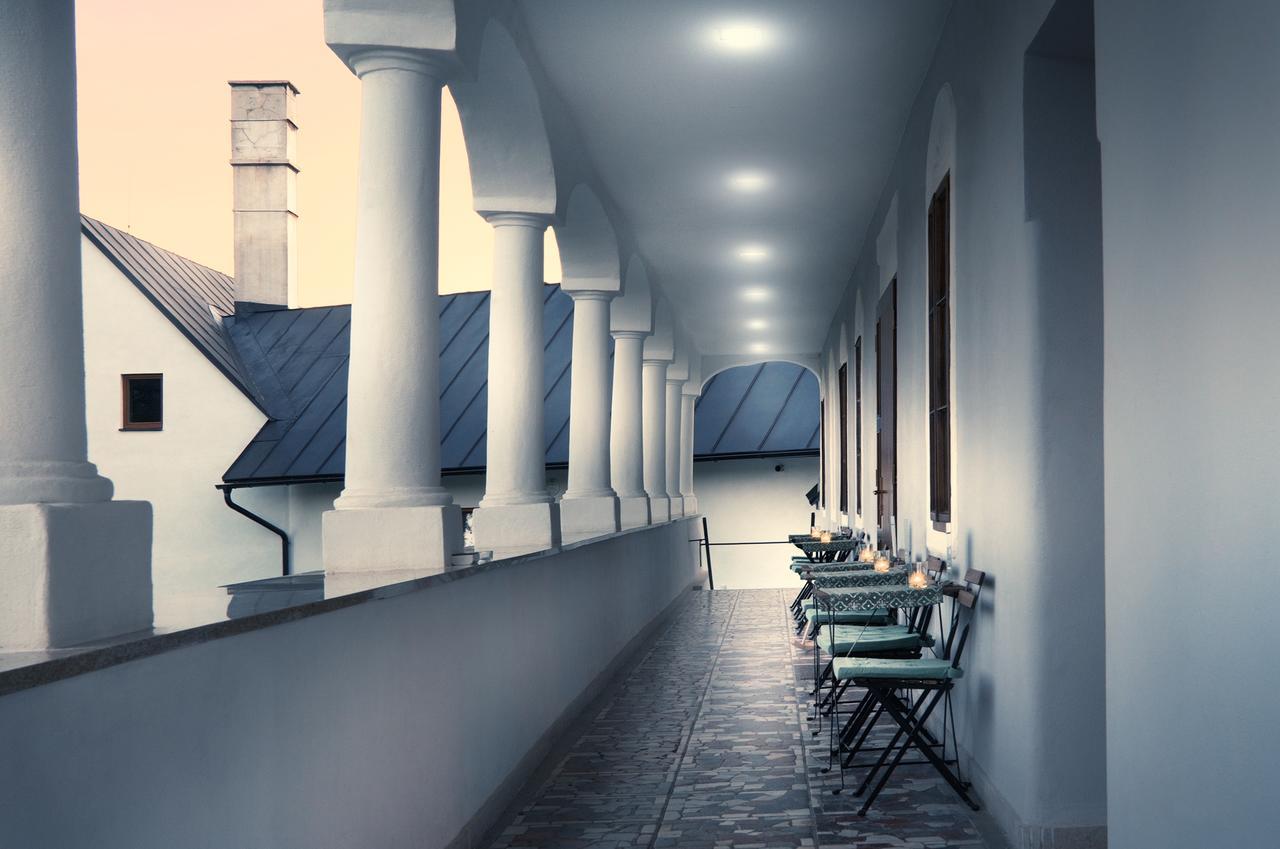 Kastiel Cicmany Hotel Ngoại thất bức ảnh